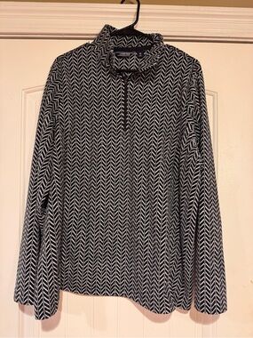 Lands' End Black and White Chevron Half-Zip Pullover